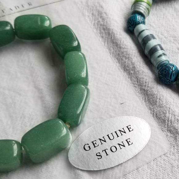 💥Stretch bracelet set, stone and paper bead - Picture 3 of 3